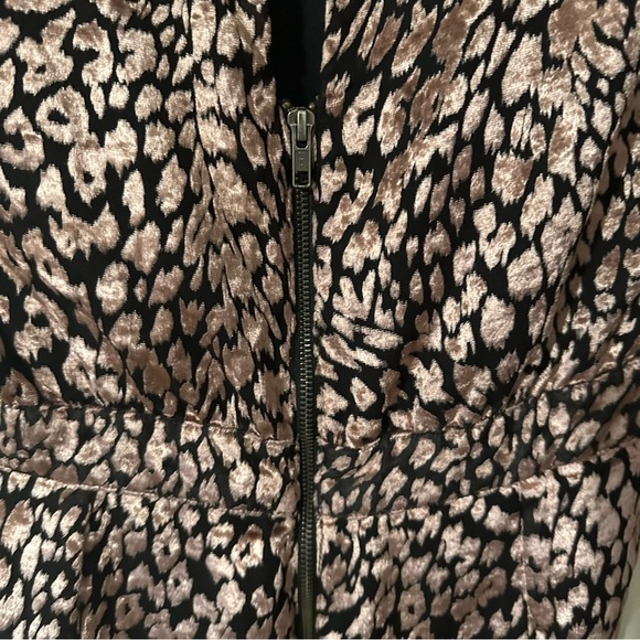 Walter Baker leopard dress. Size 8 - Picture 4 of 8
